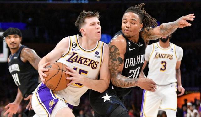 皇冠体育机构-或拿4年5080万！曝里夫斯湖人有意续约 落选秀逆袭